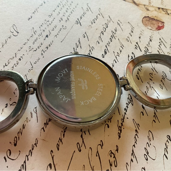 André Francois Ladies Silver Tone with Crystals Luxury Watch - Picture 9 of 9